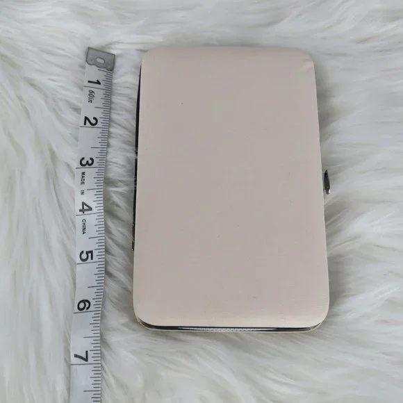 18 Piece - Rose Gold Manicure and Pedicure Nail Care Kit - Picture 8 of 8